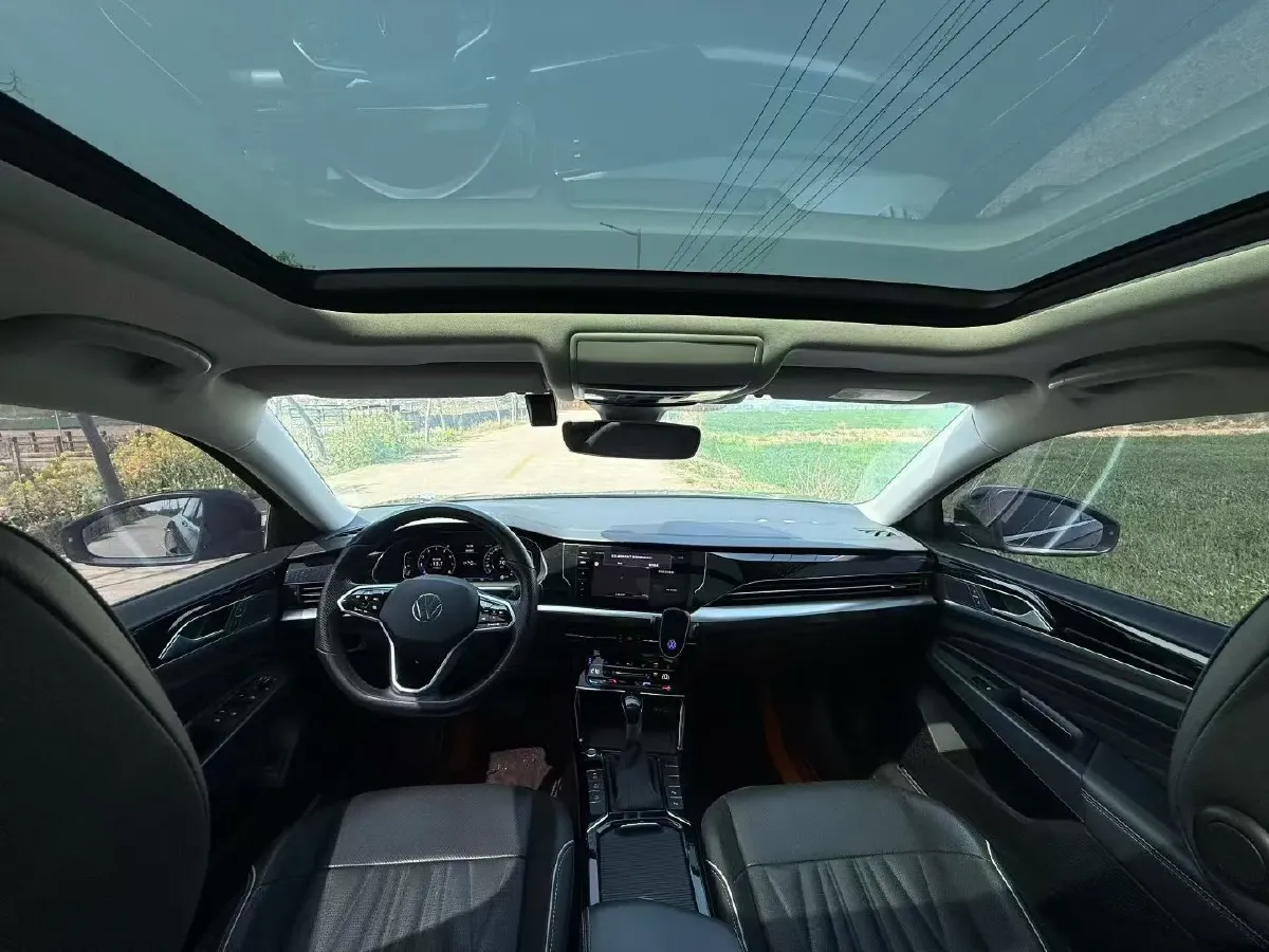 2022 Xpeng P7 BEV 60.2KWH,autocango,china used car exporter,china ev exporter,chinese used car exporter,chinese used ev exporter