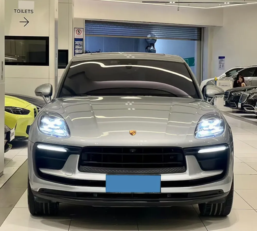 2022 Porsche Macan 2.0T 265HP L4 7DCT,autocango,china used car exporter,china ev exporter,chinese used car exporter,chinese used ev exporter