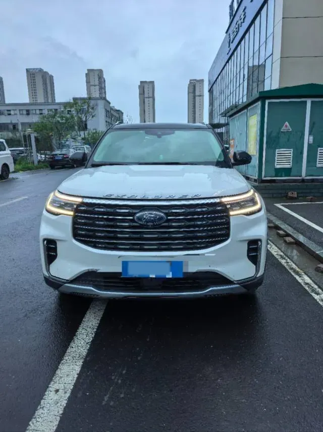 2023 Ford Explorer 2.3T 276HP L4 10AT,autocango,china used car exporter,china ev exporter,chinese used car exporter,chinese used ev exporter