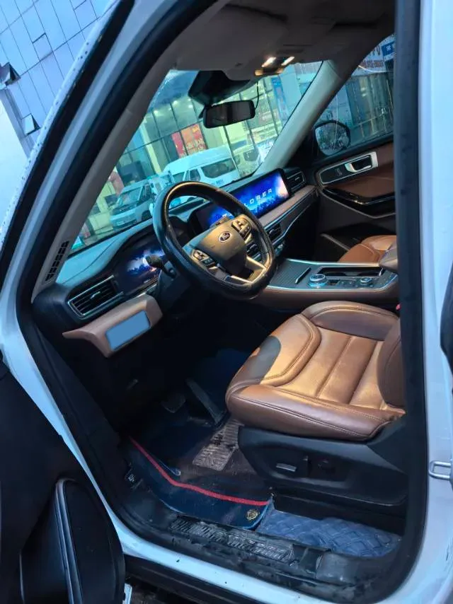 2023 Ford Explorer 2.3T 276HP L4 10AT,autocango,china used car exporter,china ev exporter,chinese used car exporter,chinese used ev exporter