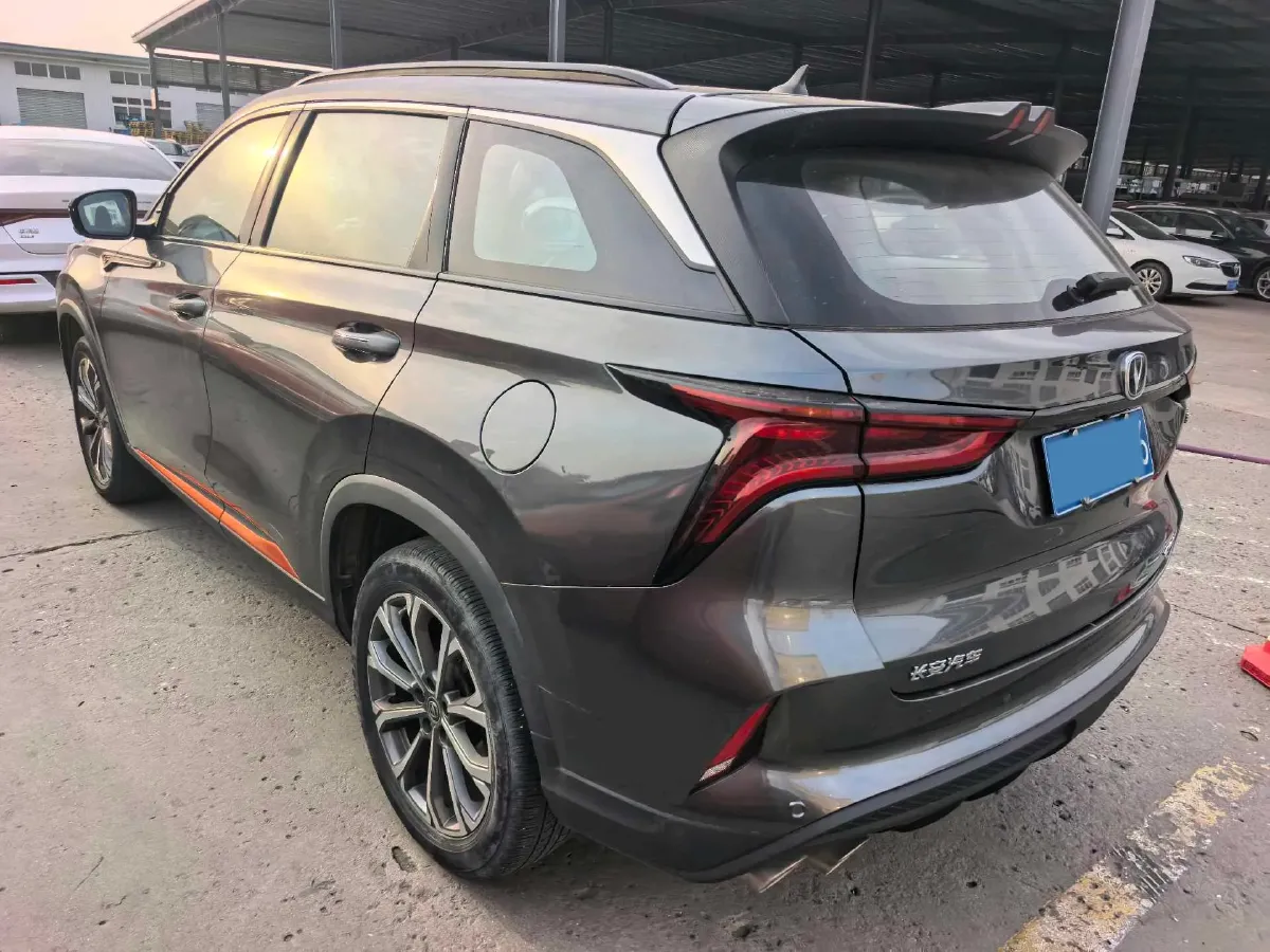 2020 ChangAn CS75 Plus 2.0T 233HP L4 8AT,autocango,china used car exporter,china ev exporter,chinese used car exporter,chinese used ev exporter