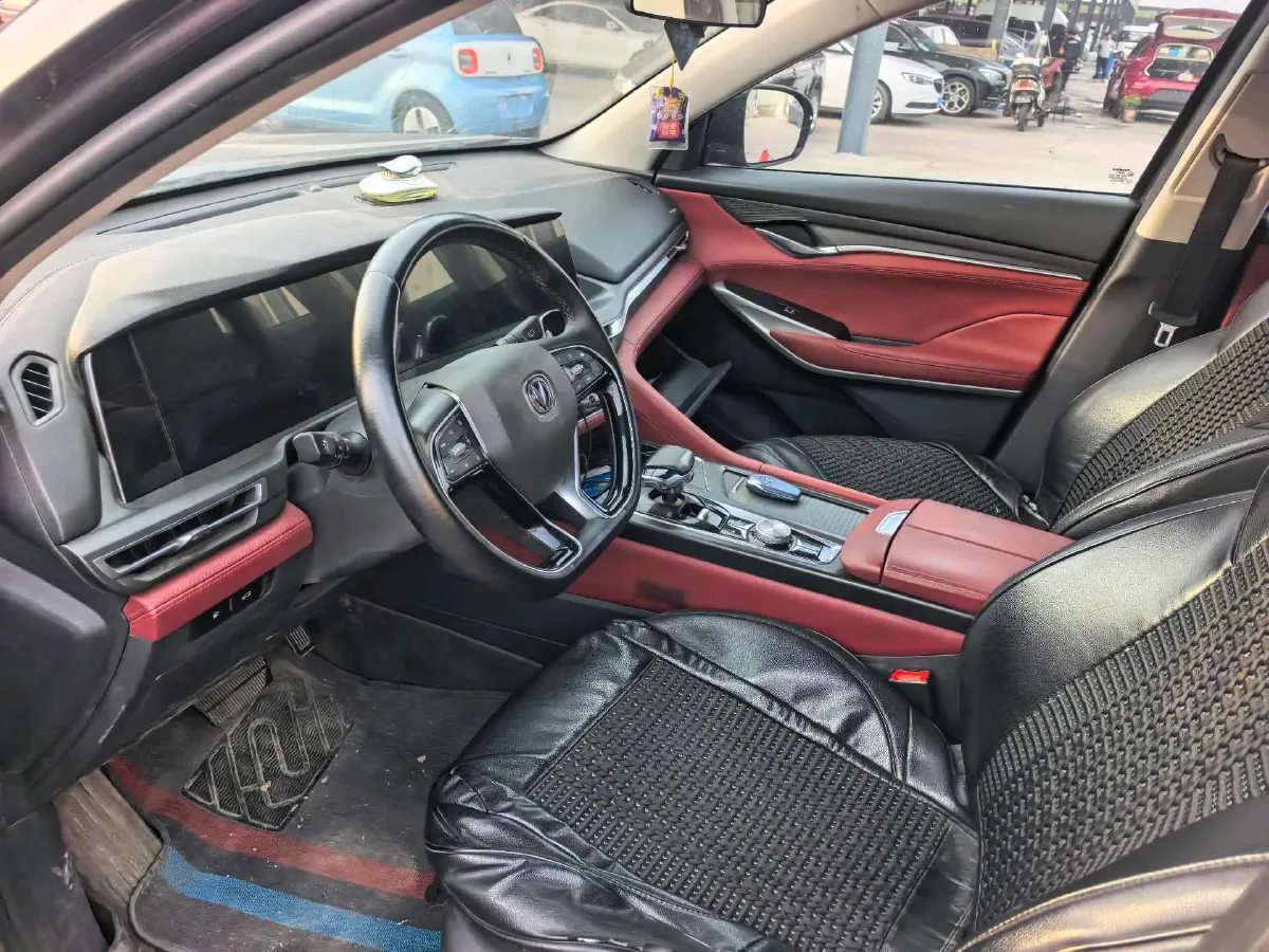 2020 ChangAn CS75 Plus 2.0T 233HP L4 8AT,autocango,china used car exporter,china ev exporter,chinese used car exporter,chinese used ev exporter