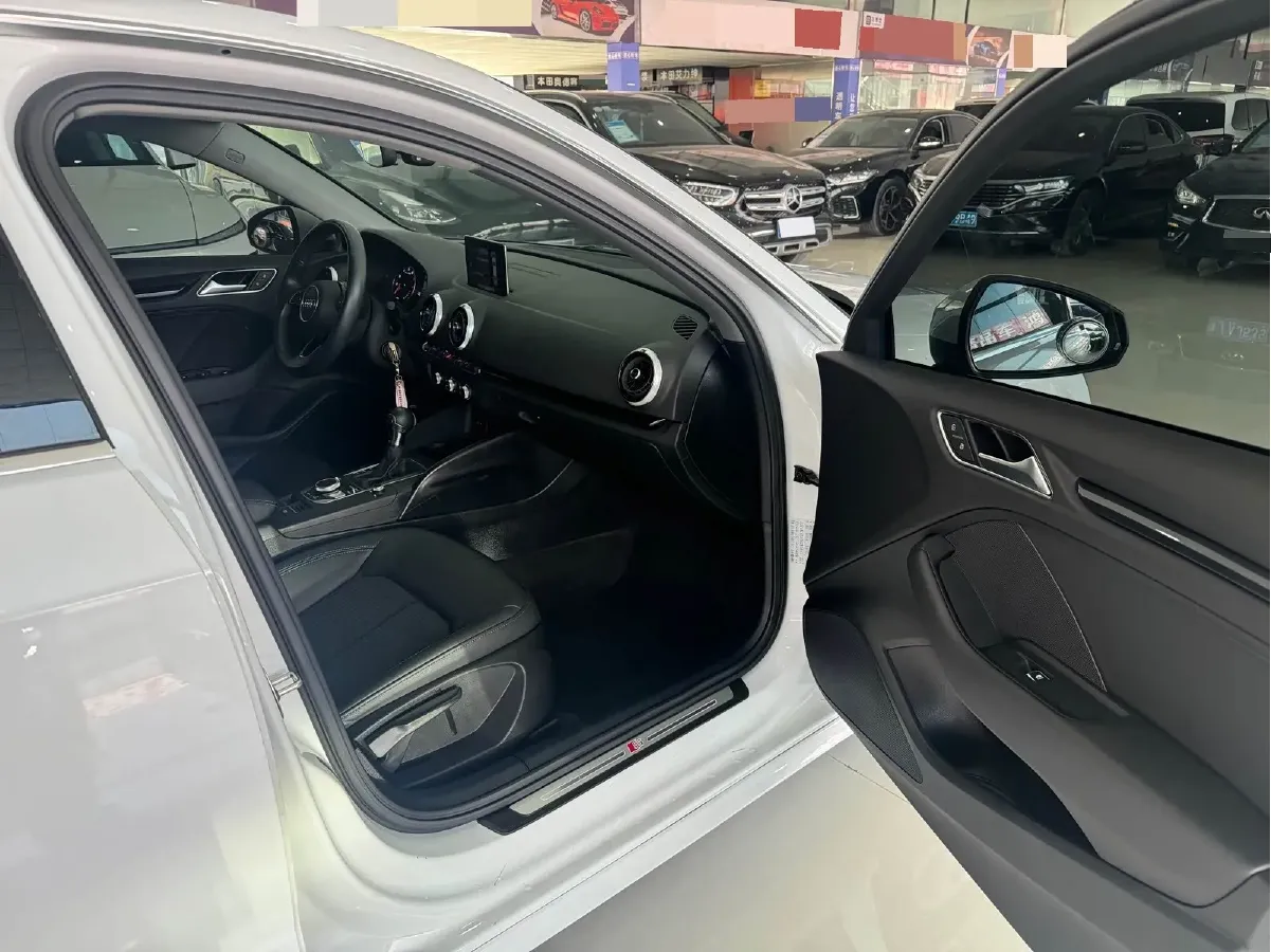 2020 Audi A3 1.4T 150HP L4 7DCT,autocango,china used car exporter,china ev exporter,chinese used car exporter,chinese used ev exporter