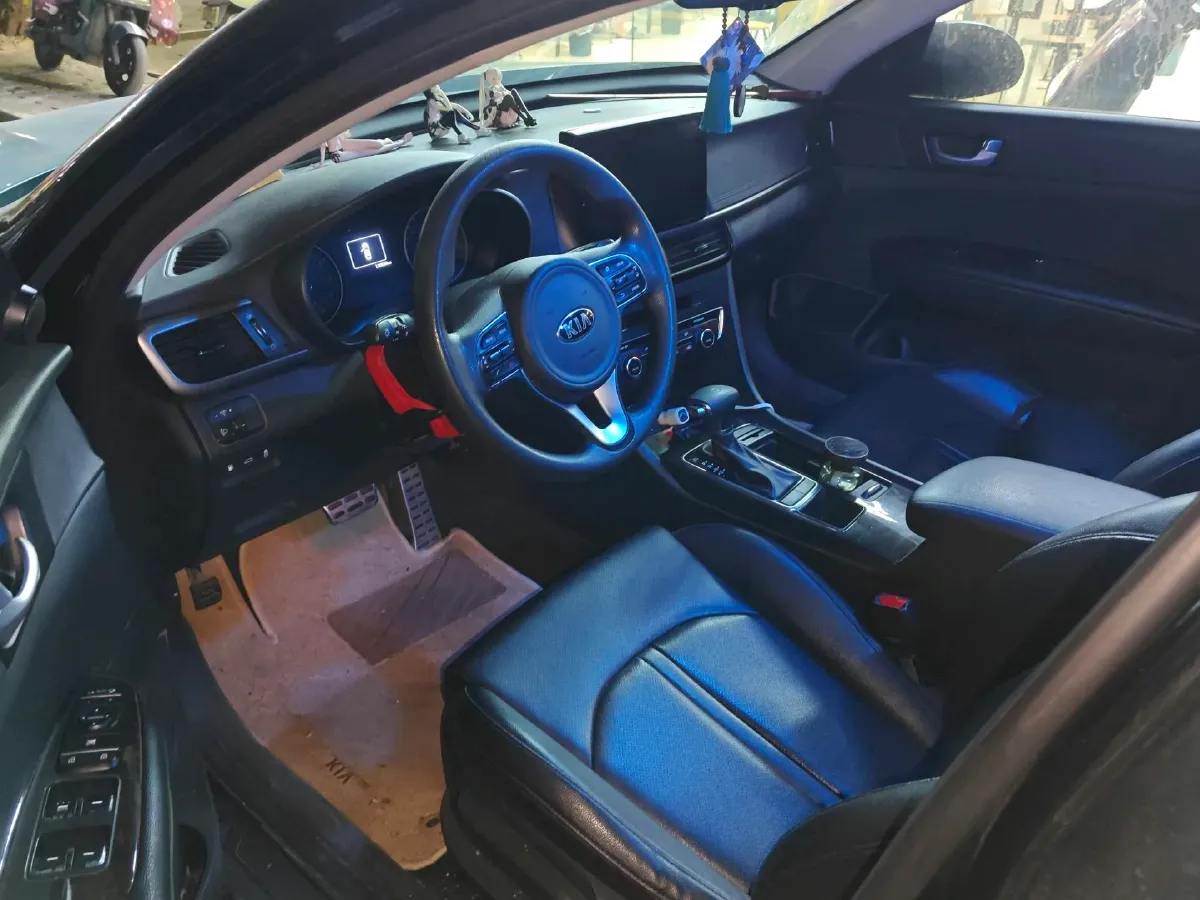 2016 Kia K5 2.0L 161HP L4 6AT,autocango,china used car exporter,china ev exporter,chinese used car exporter,chinese used ev exporter