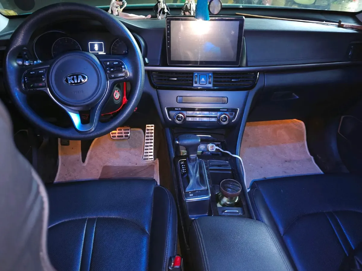 2016 Kia K5 2.0L 161HP L4 6AT,autocango,china used car exporter,china ev exporter,chinese used car exporter,chinese used ev exporter