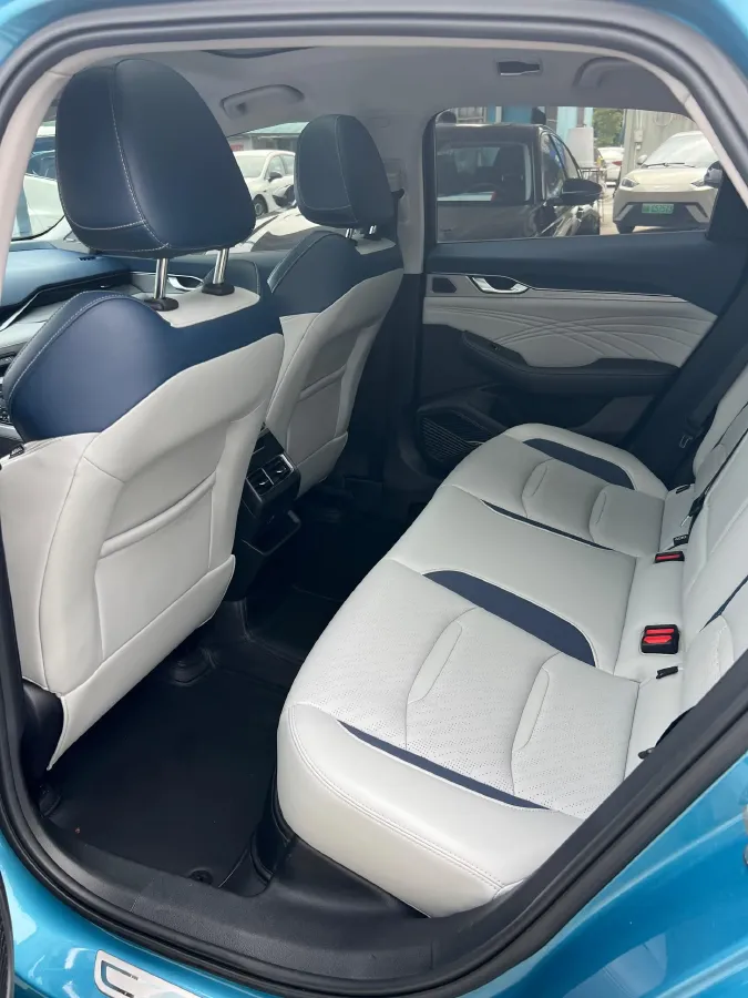 2020 Geely Tugella 2.0T 238HP L4 8AT,autocango,china used car exporter,china ev exporter,chinese used car exporter,chinese used ev exporter