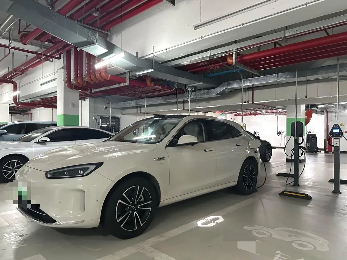 2025 AITO AITO M5 BEV 83KWH,autocango,china used car exporter,china ev exporter,chinese used car exporter,chinese used ev exporter