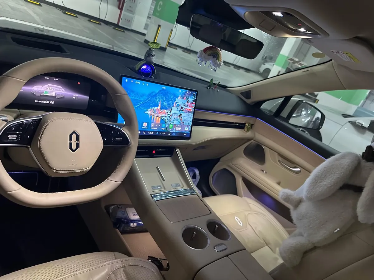 2025 AITO AITO M5 BEV 83KWH,autocango,china used car exporter,china ev exporter,chinese used car exporter,chinese used ev exporter