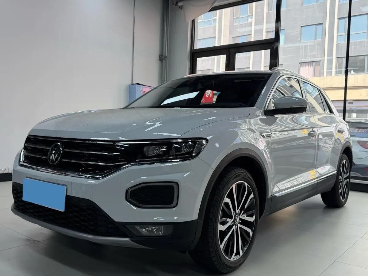 2022 Volkswagen T-Roc 1.4T 150HP L4 7DCT,autocango,china used car exporter,china ev exporter,chinese used car exporter,chinese used ev exporter