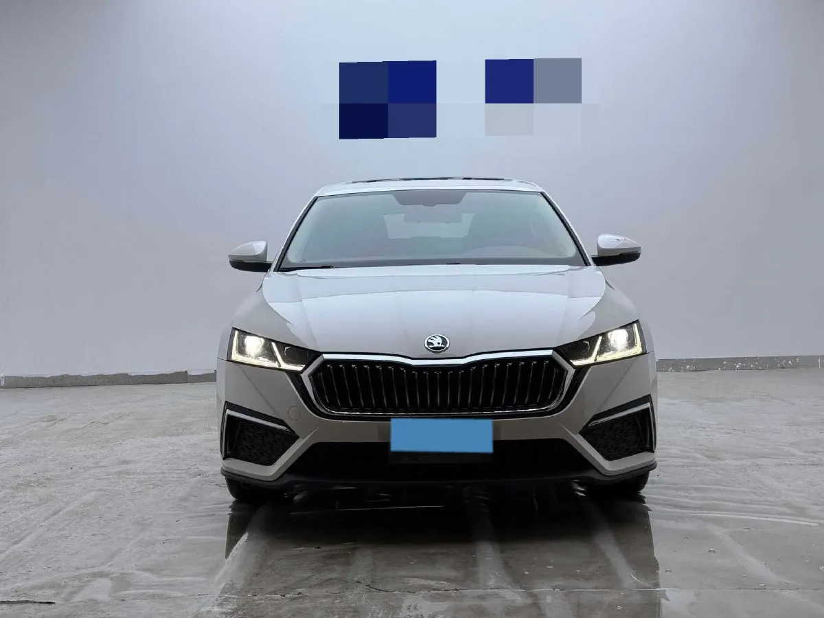 2021 Skoda Octavia 1.4T 150HP L4 7DCT,autocango,china used car exporter,china ev exporter,chinese used car exporter,chinese used ev exporter