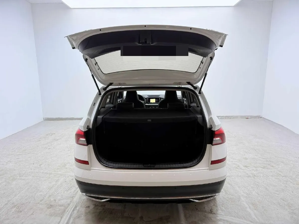 2021 Skoda Kamiq 1.5L 112HP L4 6AT,autocango,china used car exporter,china ev exporter,chinese used car exporter,chinese used ev exporter