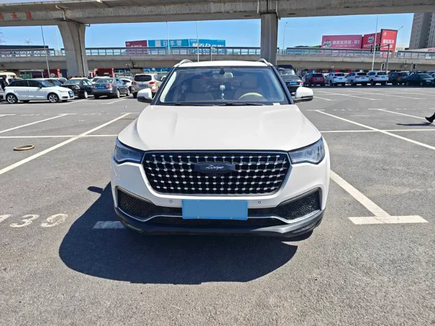 2017 Zotye T700 1.8T 177HP L4 6DCT,autocango,china used car exporter,china ev exporter,chinese used car exporter,chinese used ev exporter