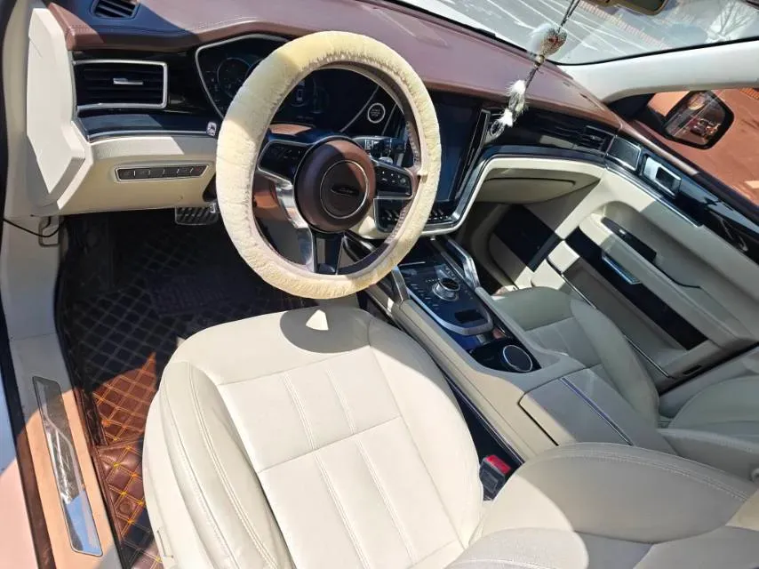 2017 Zotye T700 1.8T 177HP L4 6DCT,autocango,china used car exporter,china ev exporter,chinese used car exporter,chinese used ev exporter