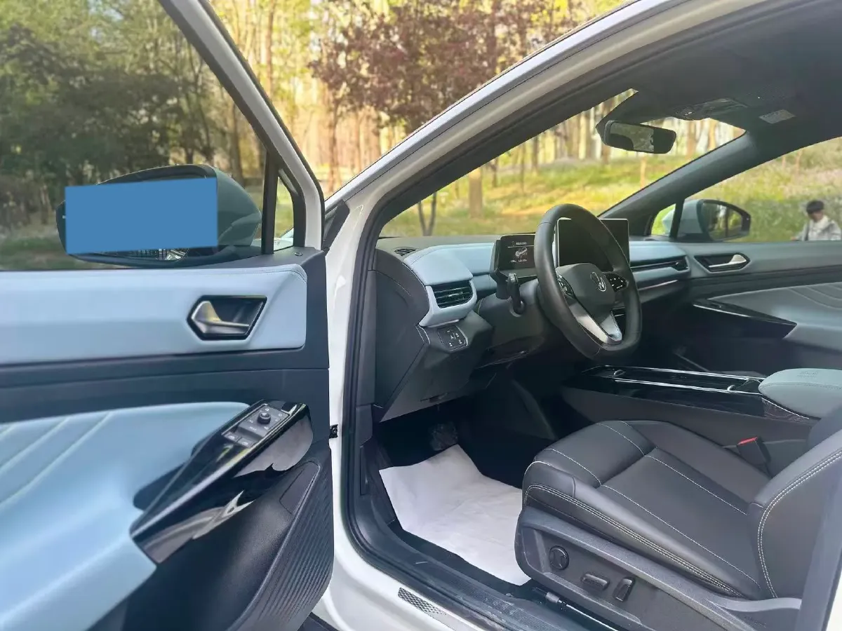 2025 Volkswagen ID.4 X BEV 52.8KWH,autocango,china used car exporter,china ev exporter,chinese used car exporter,chinese used ev exporter