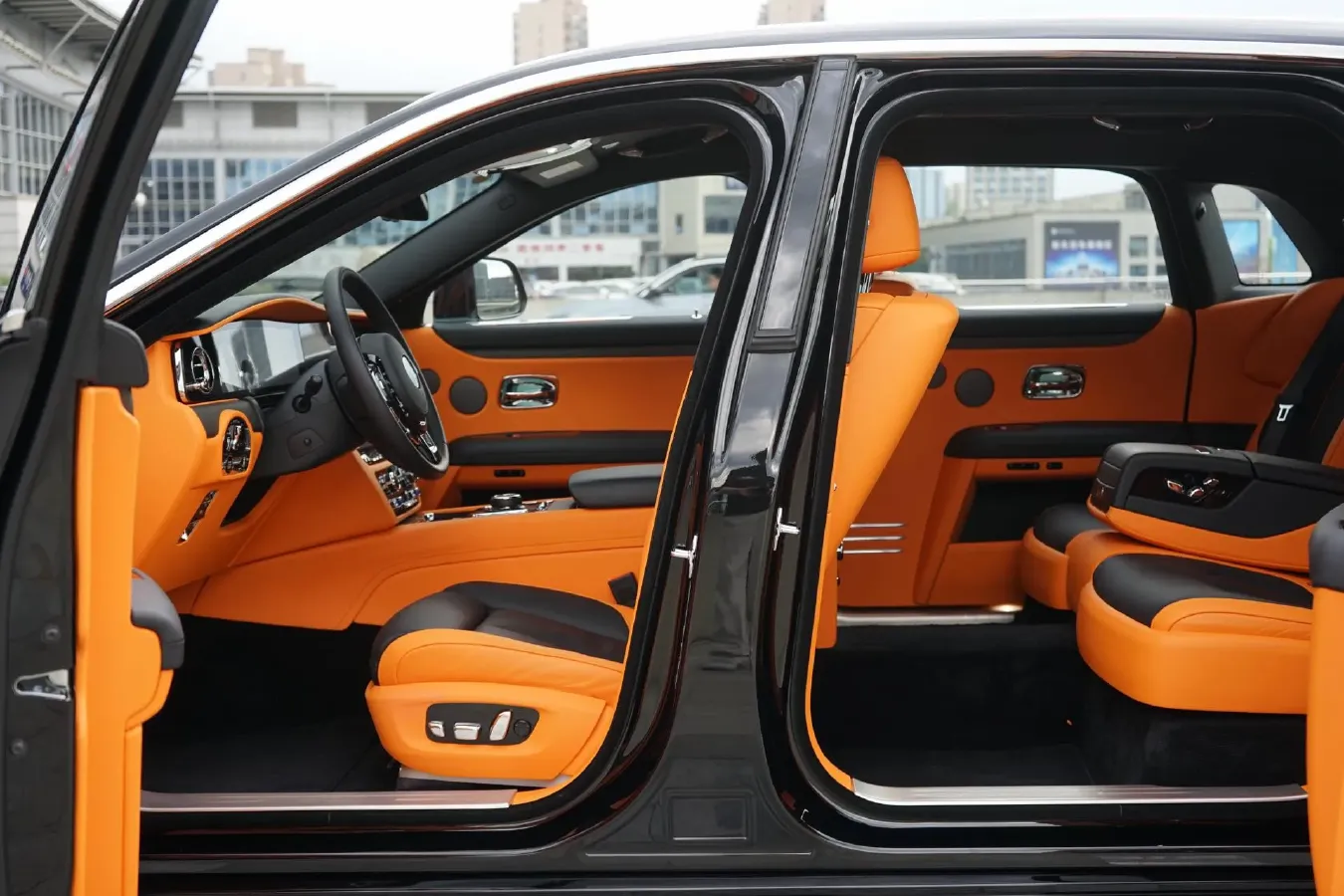 2021 Rolls-Royce Ghost 6.7T 571HP V12 8AT,autocango,china used car exporter,china ev exporter,chinese used car exporter,chinese used ev exporter