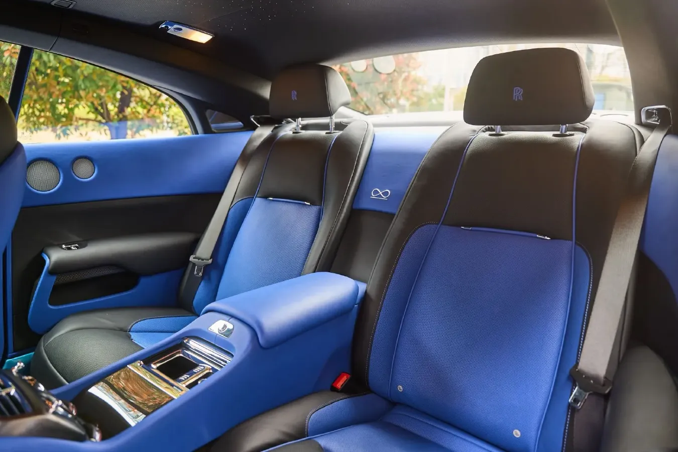 2018 Rolls-Royce Wraith 6.6T 632HP V12 8AT,autocango,china used car exporter,china ev exporter,chinese used car exporter,chinese used ev exporter