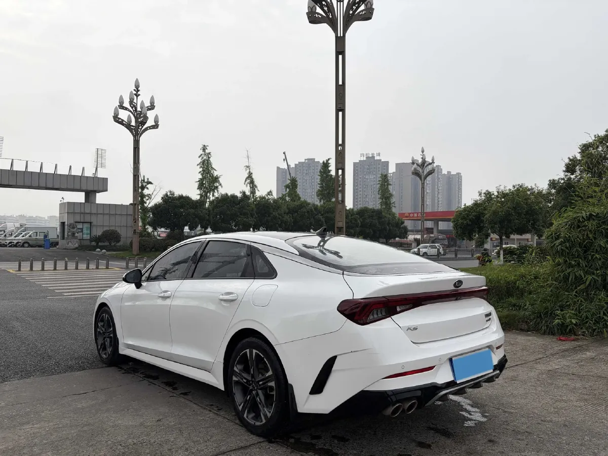 2020 Kia K5 2.0T 240HP L4 8AT,autocango,china used car exporter,china ev exporter,chinese used car exporter,chinese used ev exporter