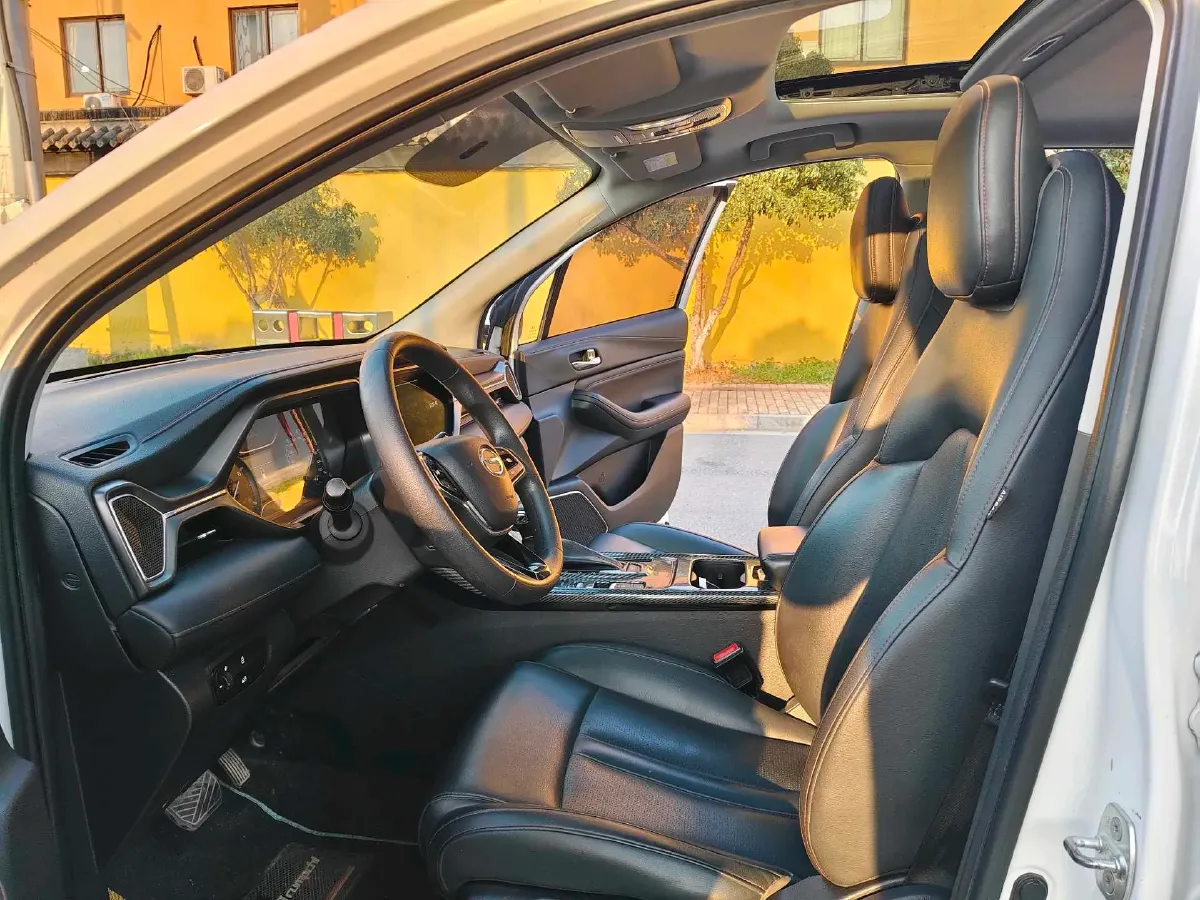 2021 GAC Trumpchi GS4 1.5T 169HP L4 7DCT,autocango,china used car exporter,china ev exporter,chinese used car exporter,chinese used ev exporter