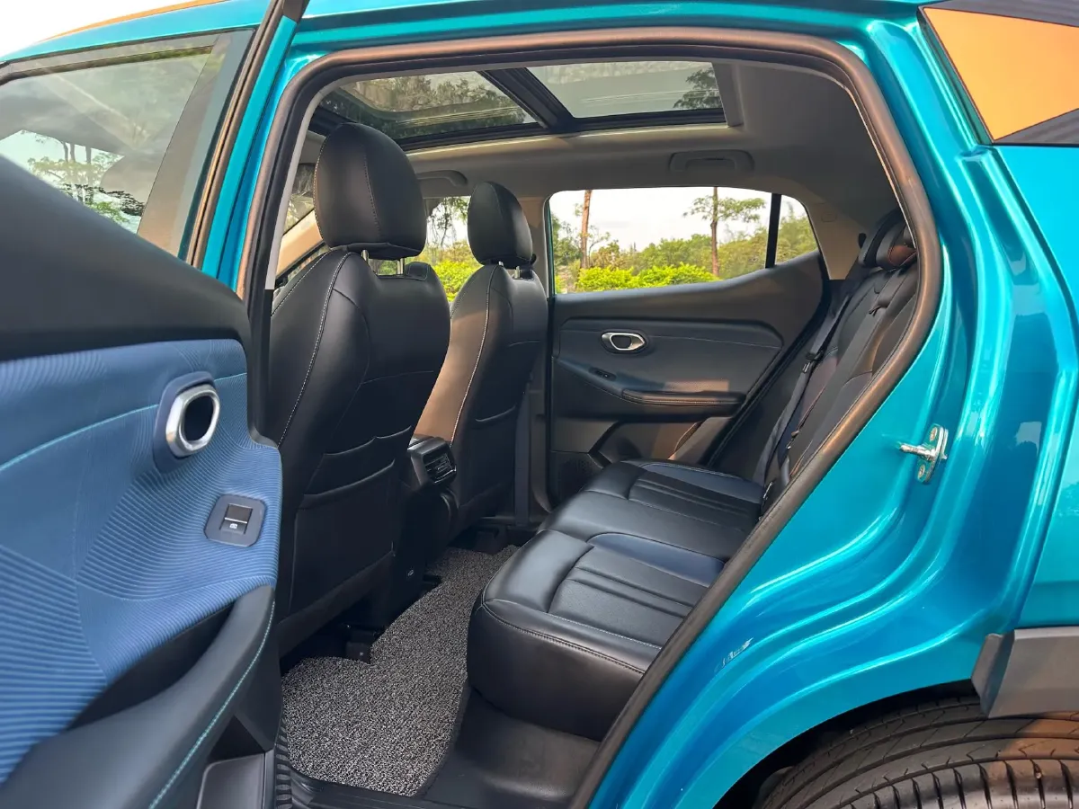 2023 GAC Trumpchi GS3 1.5T 177HP L4 7DCT,autocango,china used car exporter,china ev exporter,chinese used car exporter,chinese used ev exporter