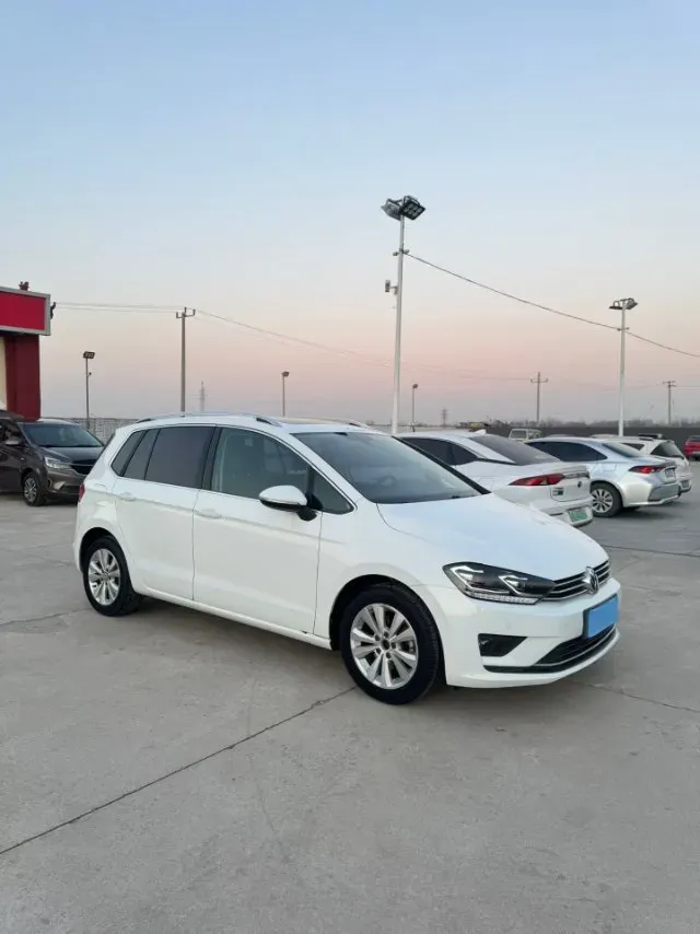 2018 Volkswagen Golf Sportsvan 1.4T 131HP L4 7DCT,autocango,china used car exporter,china ev exporter,chinese used car exporter,chinese used ev exporter
