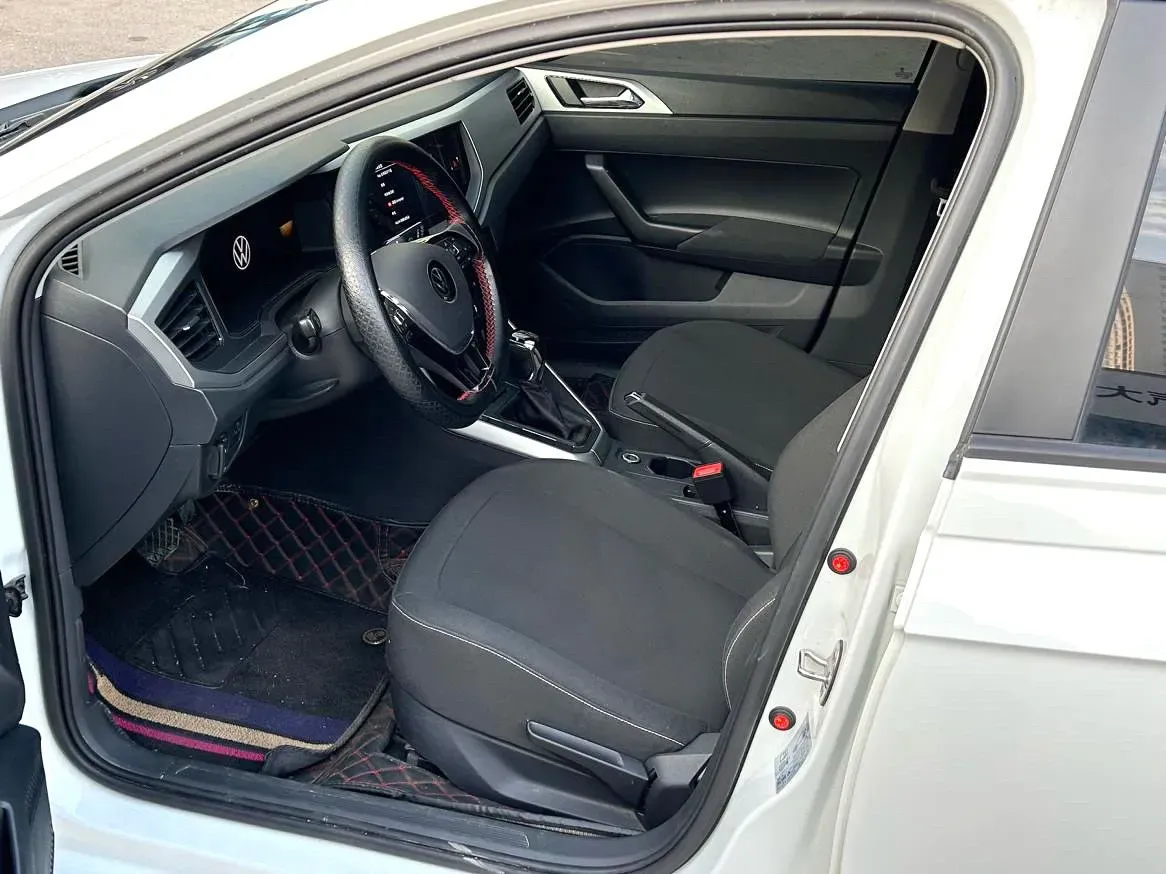 2023 Volkswagen Polo 1.5L 110HP L4 6AT,autocango,china used car exporter,china ev exporter,chinese used car exporter,chinese used ev exporter