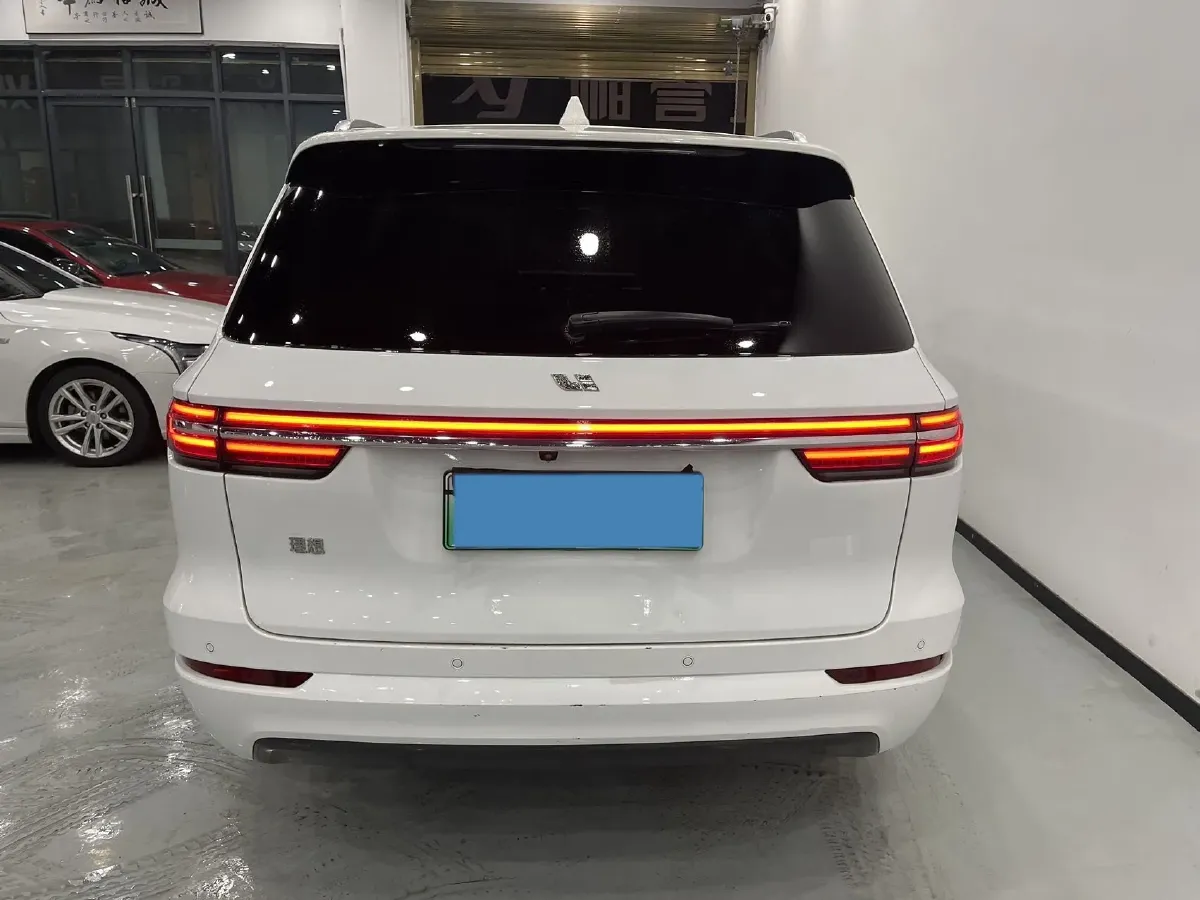 2021 Li ONE Range Extended 131HP REEV 40.5KWH,autocango,china used car exporter,china ev exporter,chinese used car exporter,chinese used ev exporter
