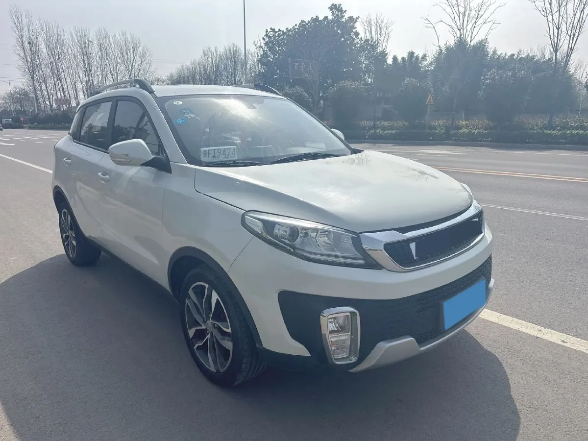 2016 BAIC ChangHe Q35 1.5L 116HP L4 5MT,autocango,china used car exporter,china ev exporter,chinese used car exporter,chinese used ev exporter