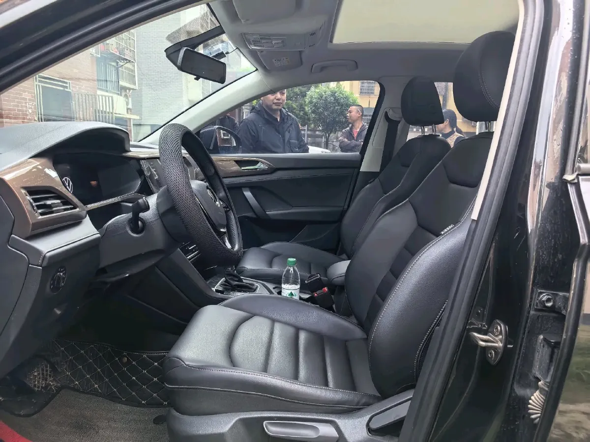 2021 Volkswagen Tharu 1.4T 150HP L4 7DCT,autocango,china used car exporter,china ev exporter,chinese used car exporter,chinese used ev exporter