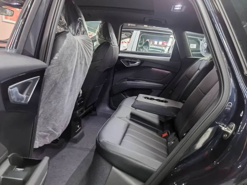 2024 Audi Q4 e-tron BEV 84.8KWH,autocango,china used car exporter,china ev exporter,chinese used car exporter,chinese used ev exporter