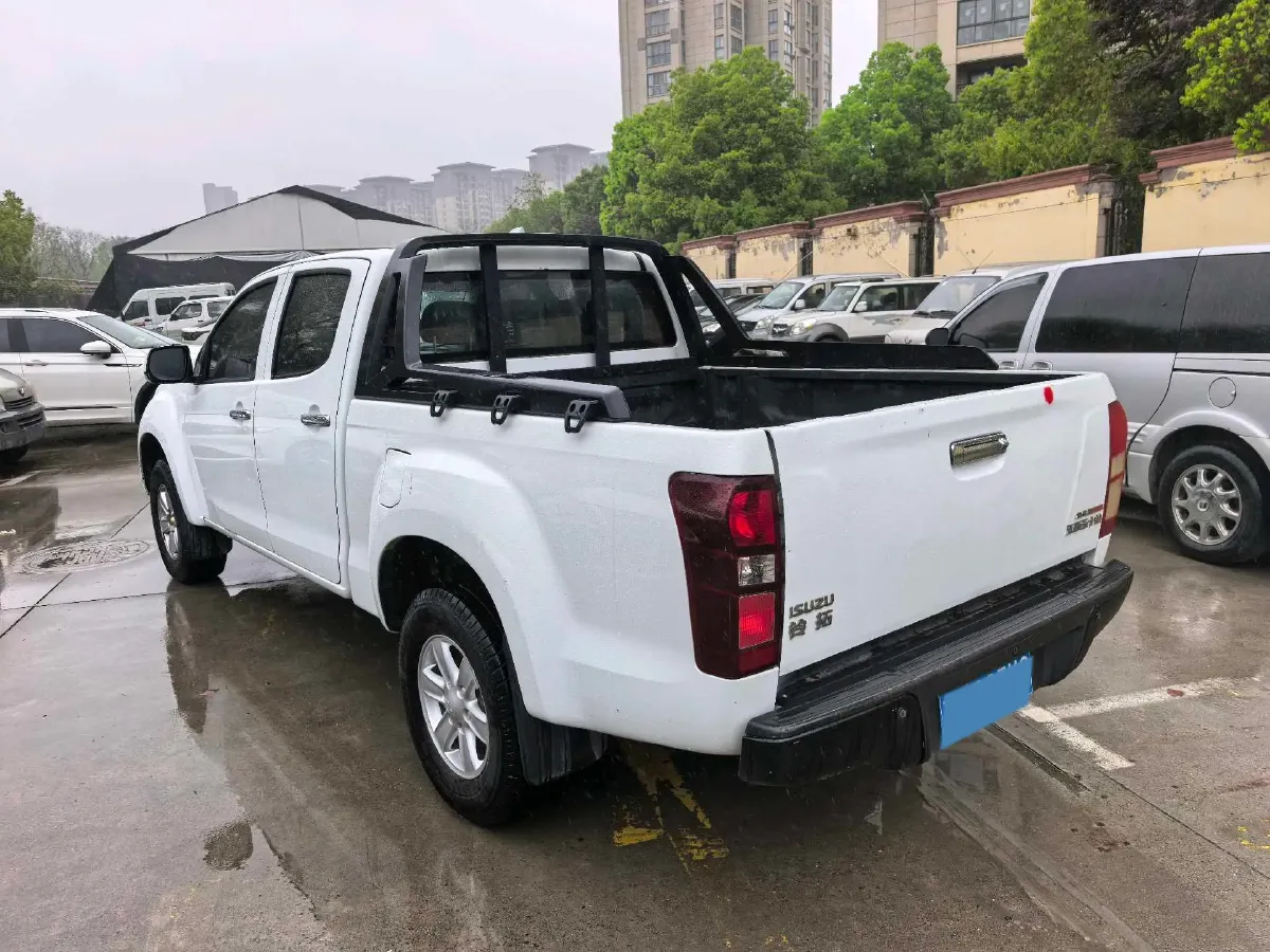 2020 Isuzu LingTuo 2.5T 150HP L4 6AT,autocango,china used car exporter,china ev exporter,chinese used car exporter,chinese used ev exporter