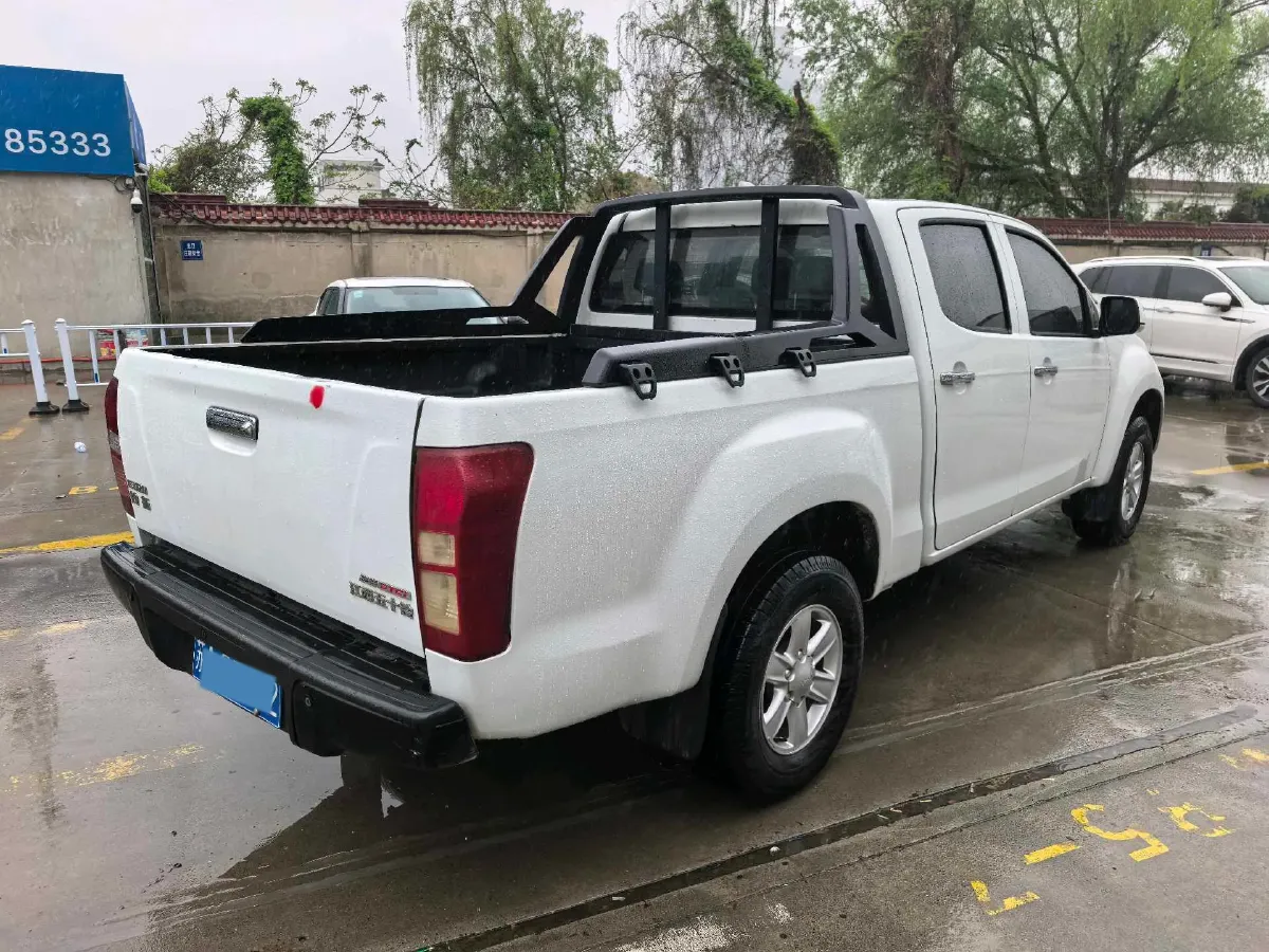 2020 Isuzu LingTuo 2.5T 150HP L4 6AT,autocango,china used car exporter,china ev exporter,chinese used car exporter,chinese used ev exporter