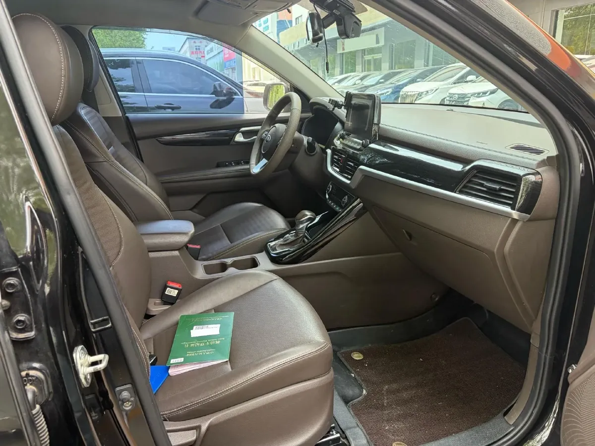 2018 Kia Sportage R 2.0L 160HP L4 6AT,autocango,china used car exporter,china ev exporter,chinese used car exporter,chinese used ev exporter