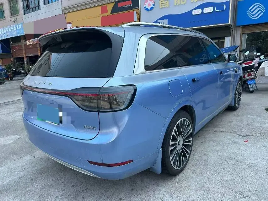 2025 AITO AITO M9 REEV 160HP REEV 52KWH,autocango,china used car exporter,china ev exporter,chinese used car exporter,chinese used ev exporter