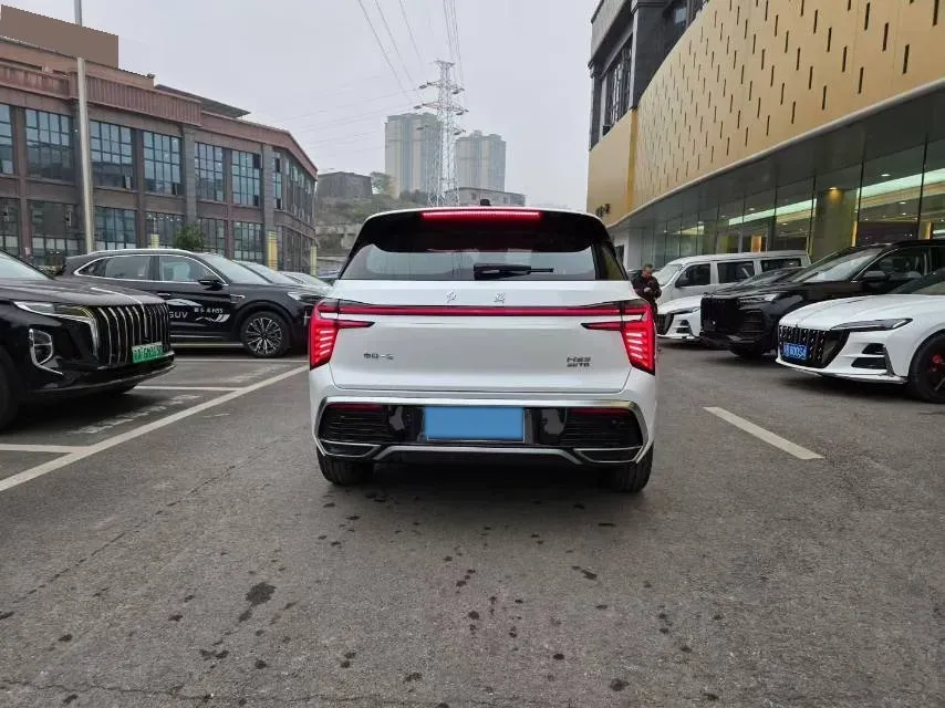 2024 HongQi HS3 1.5T 169HP L4 7DCT,autocango,china used car exporter,china ev exporter,chinese used car exporter,chinese used ev exporter