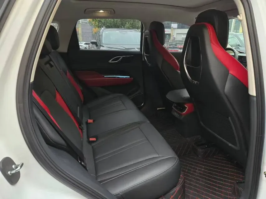 2024 HongQi HS3 1.5T 169HP L4 7DCT,autocango,china used car exporter,china ev exporter,chinese used car exporter,chinese used ev exporter