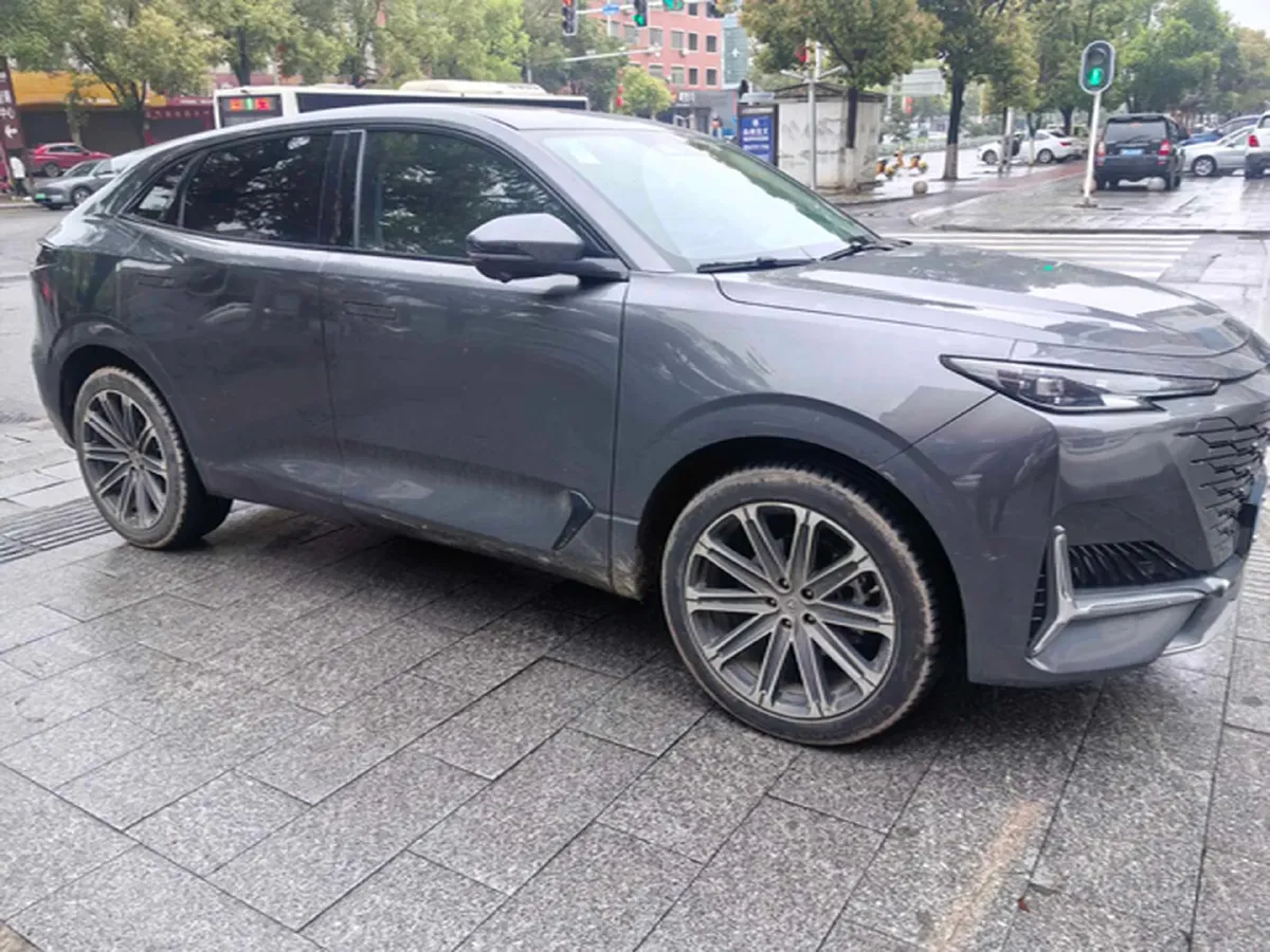 2021 ChangAn UNI-K 2.0T 233HP L4 8AT,autocango,china used car exporter,china ev exporter,chinese used car exporter,chinese used ev exporter