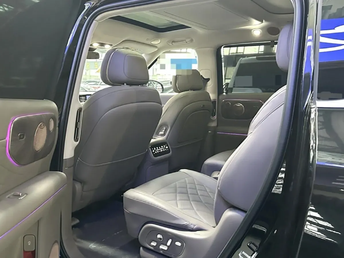 2026 IM LS9 REEV 155HP REEV,autocango,china used car exporter,china ev exporter,chinese used car exporter,chinese used ev exporter