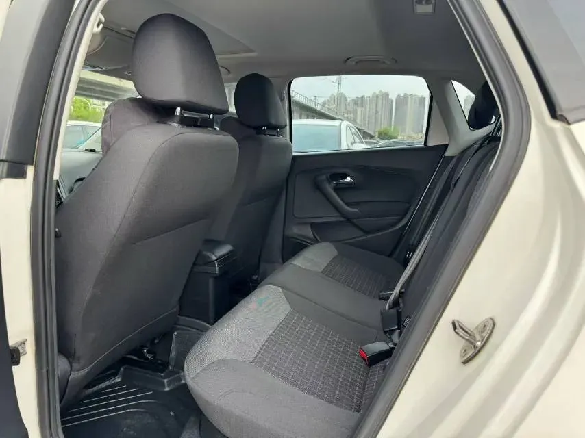 2016 Volkswagen Polo 1.6L 110HP L4 6AT,autocango,china used car exporter,china ev exporter,chinese used car exporter,chinese used ev exporter