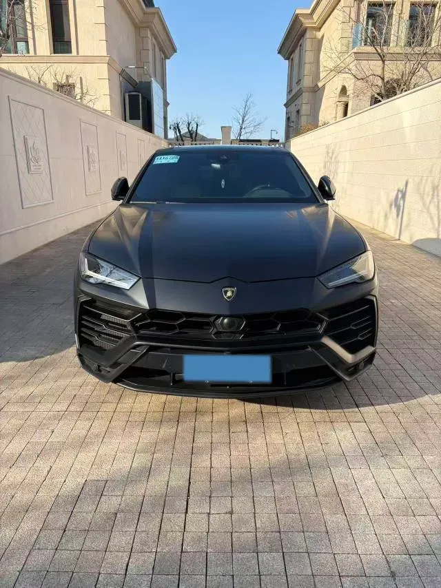 2021 Lamborghini Urus 4.0T 641HP V8 8AT,autocango,china used car exporter,china ev exporter,chinese used car exporter,chinese used ev exporter