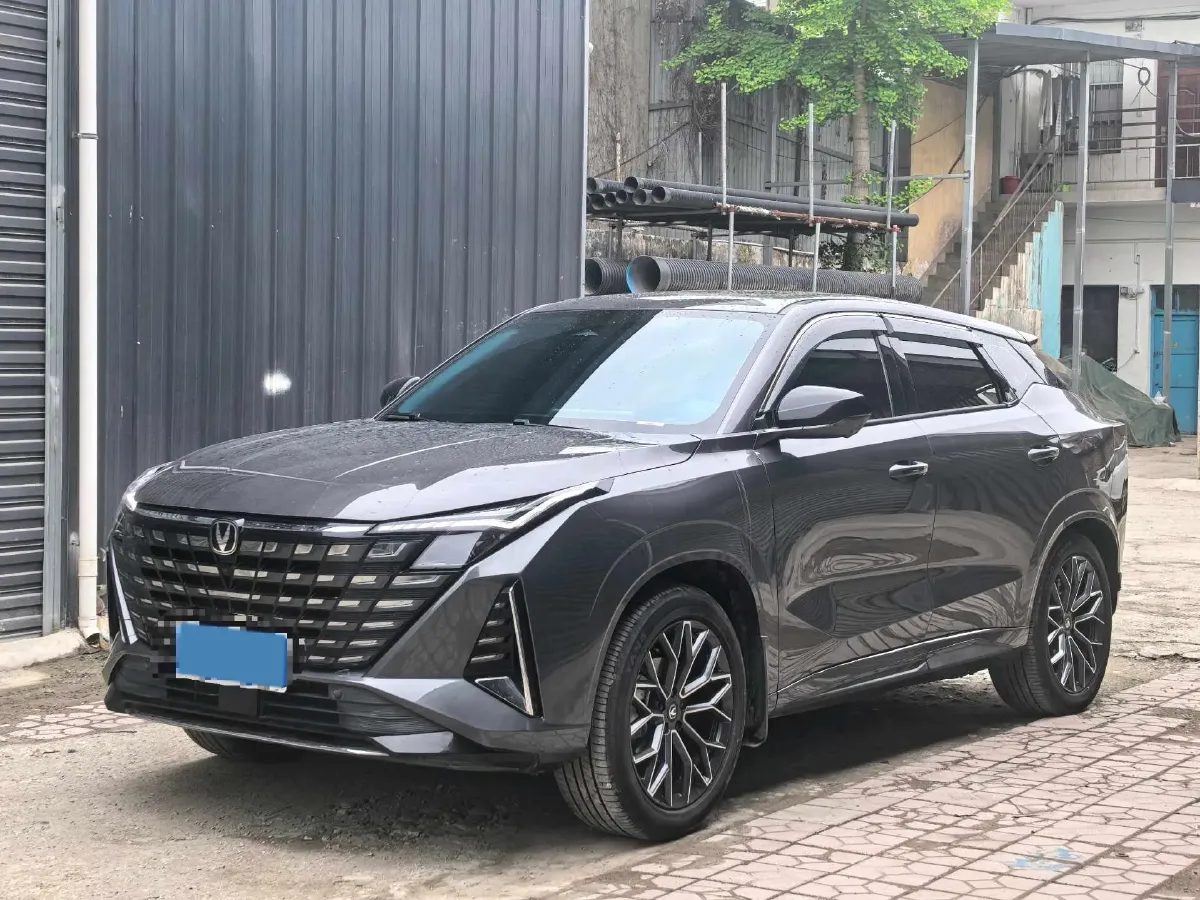2025 ChangAn UNI-Z 1.5T 188HP L4 7DCT,autocango,china used car exporter,china ev exporter,chinese used car exporter,chinese used ev exporter
