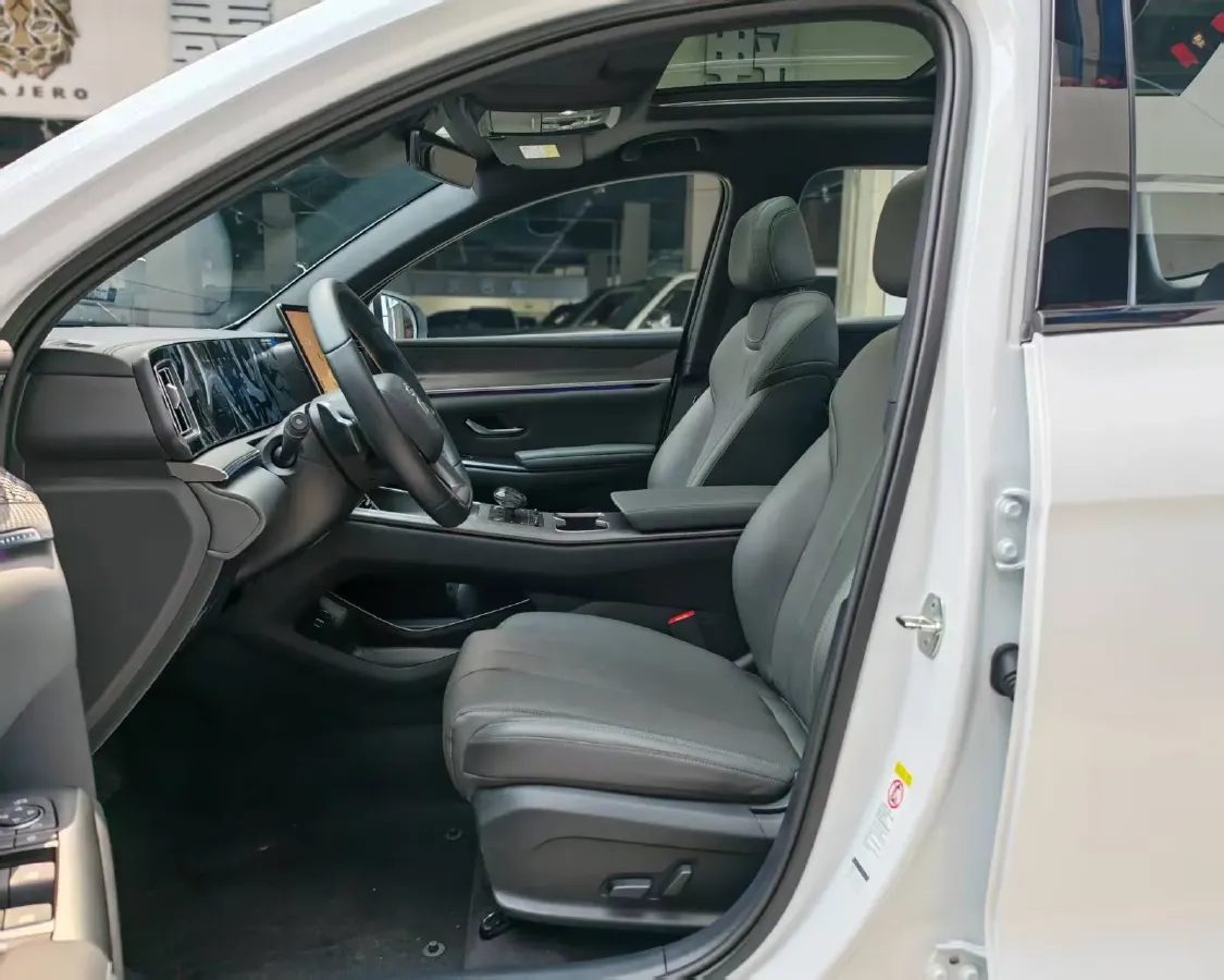 2025 BYD Song Pro 1.5L 101HP L4 E-CVT PHEV 18.3KWH,autocango,china used car exporter,china ev exporter,chinese used car exporter,chinese used ev exporter