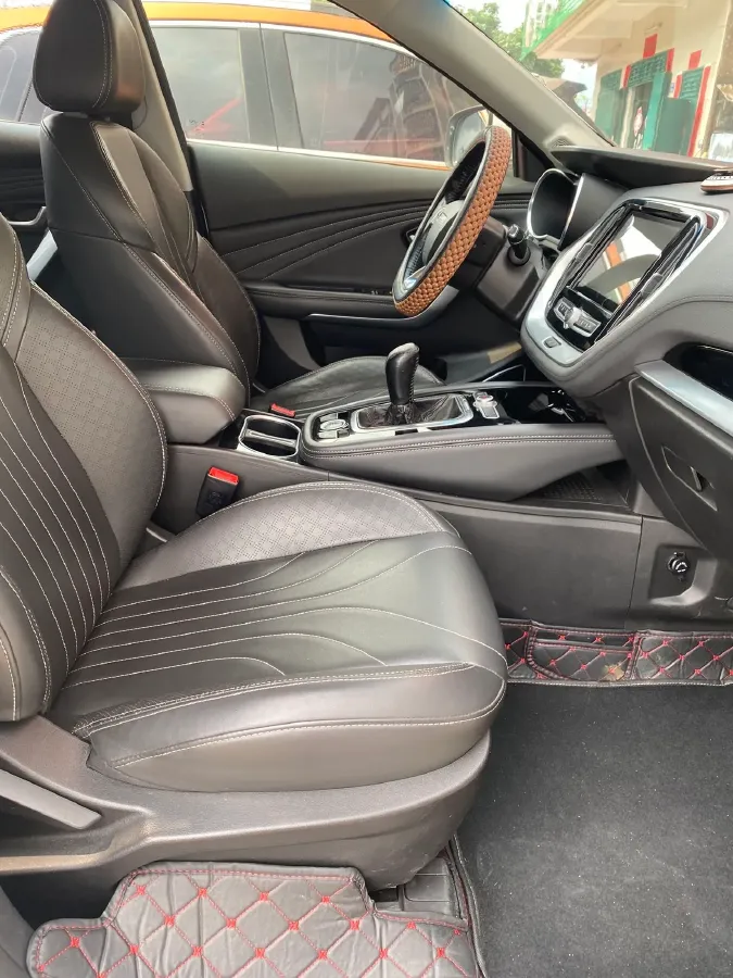 2018 Jetour X70 1.5T 147HP L4 5MT,autocango,china used car exporter,china ev exporter,chinese used car exporter,chinese used ev exporter