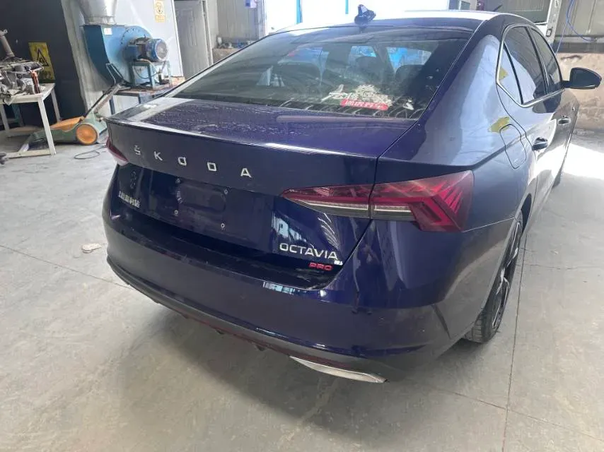 2022 Skoda Octavia 1.4T 150HP L4 7DCT,autocango,china used car exporter,china ev exporter,chinese used car exporter,chinese used ev exporter