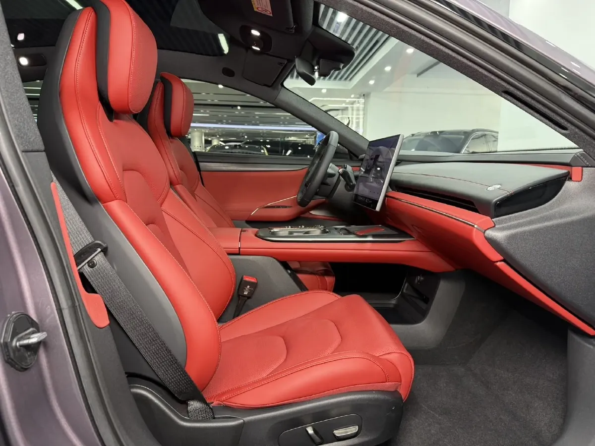 2024 MI SU7 BEV 73.6KWH,autocango,china used car exporter,china ev exporter,chinese used car exporter,chinese used ev exporter