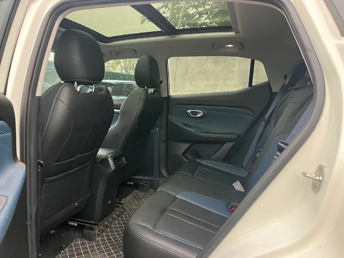 2023 GAC Trumpchi GS3 1.5T 177HP L4 7DCT,autocango,china used car exporter,china ev exporter,chinese used car exporter,chinese used ev exporter