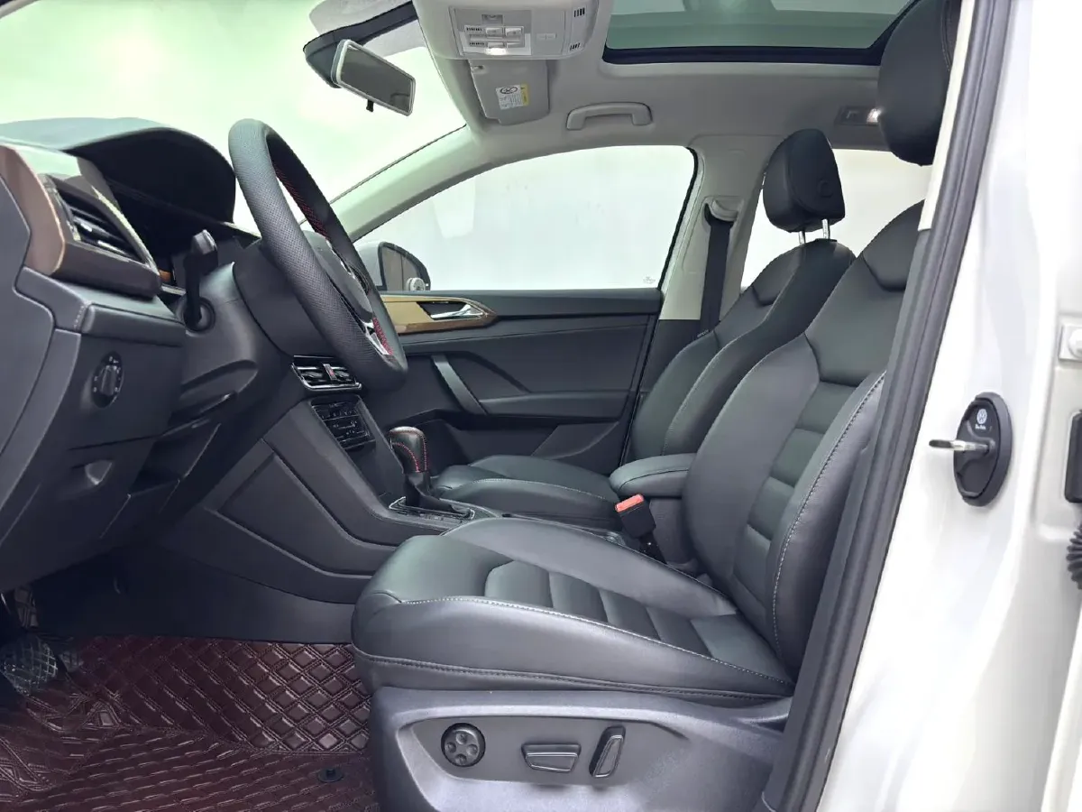 2021 Volkswagen Tharu 1.4T 150HP L4 7DCT,autocango,china used car exporter,china ev exporter,chinese used car exporter,chinese used ev exporter