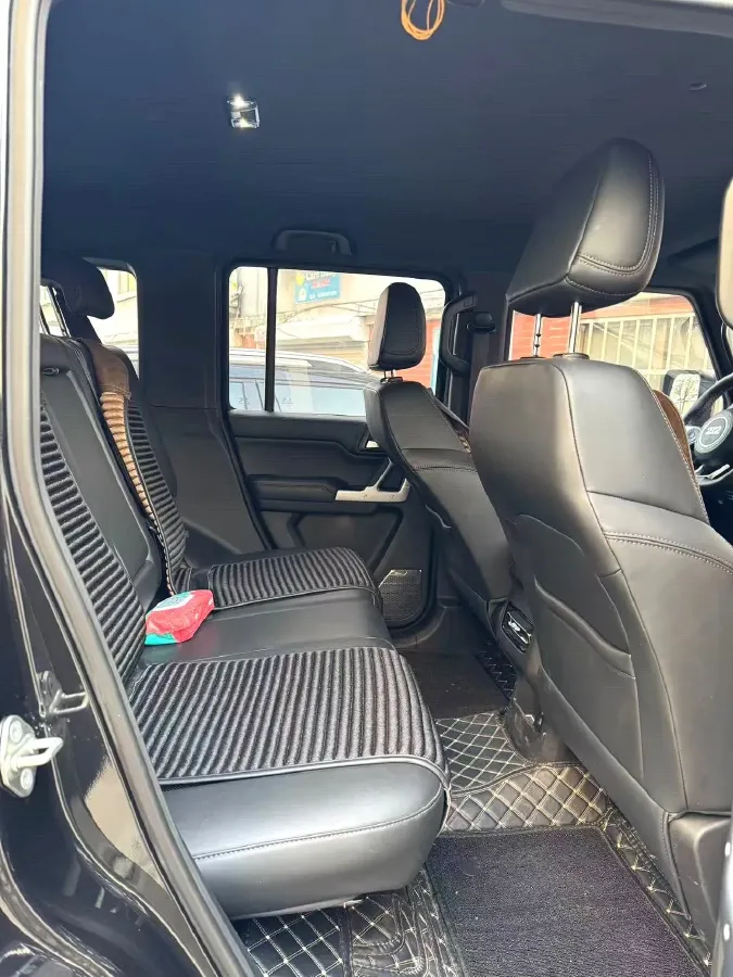 2025 212 212 T01 2.0T 252HP L4 8AT,autocango,china used car exporter,china ev exporter,chinese used car exporter,chinese used ev exporter