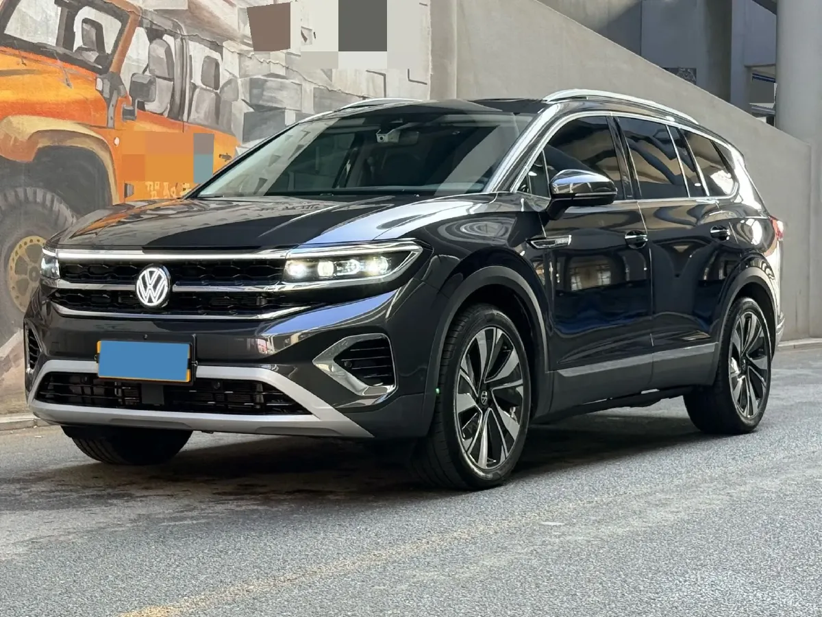 2023 Volkswagen Talagon 2.0T 220HP L4 7DCT,autocango,china used car exporter,china ev exporter,chinese used car exporter,chinese used ev exporter