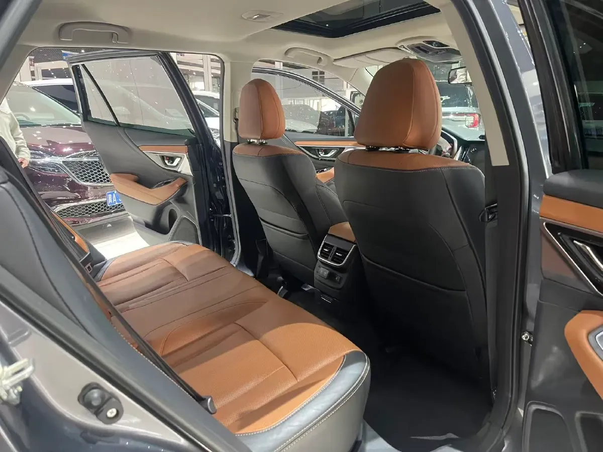 2021 Subaru Outback 2.5L 169HP H4 CVT,autocango,china used car exporter,china ev exporter,chinese used car exporter,chinese used ev exporter