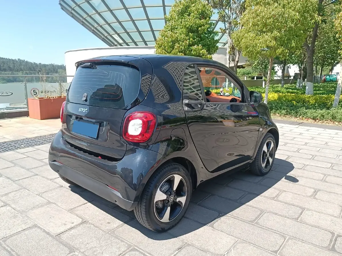 2015 Smart smart fortwo 1.0L 71HP L3 6DCT,autocango,china used car exporter,china ev exporter,chinese used car exporter,chinese used ev exporter